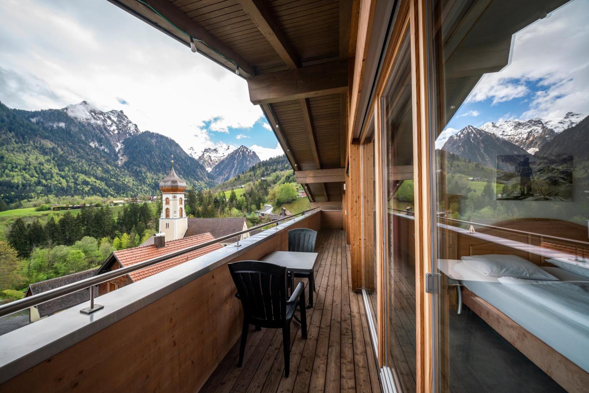 Landal Chalet Matin Bürserberg エクステリア 写真