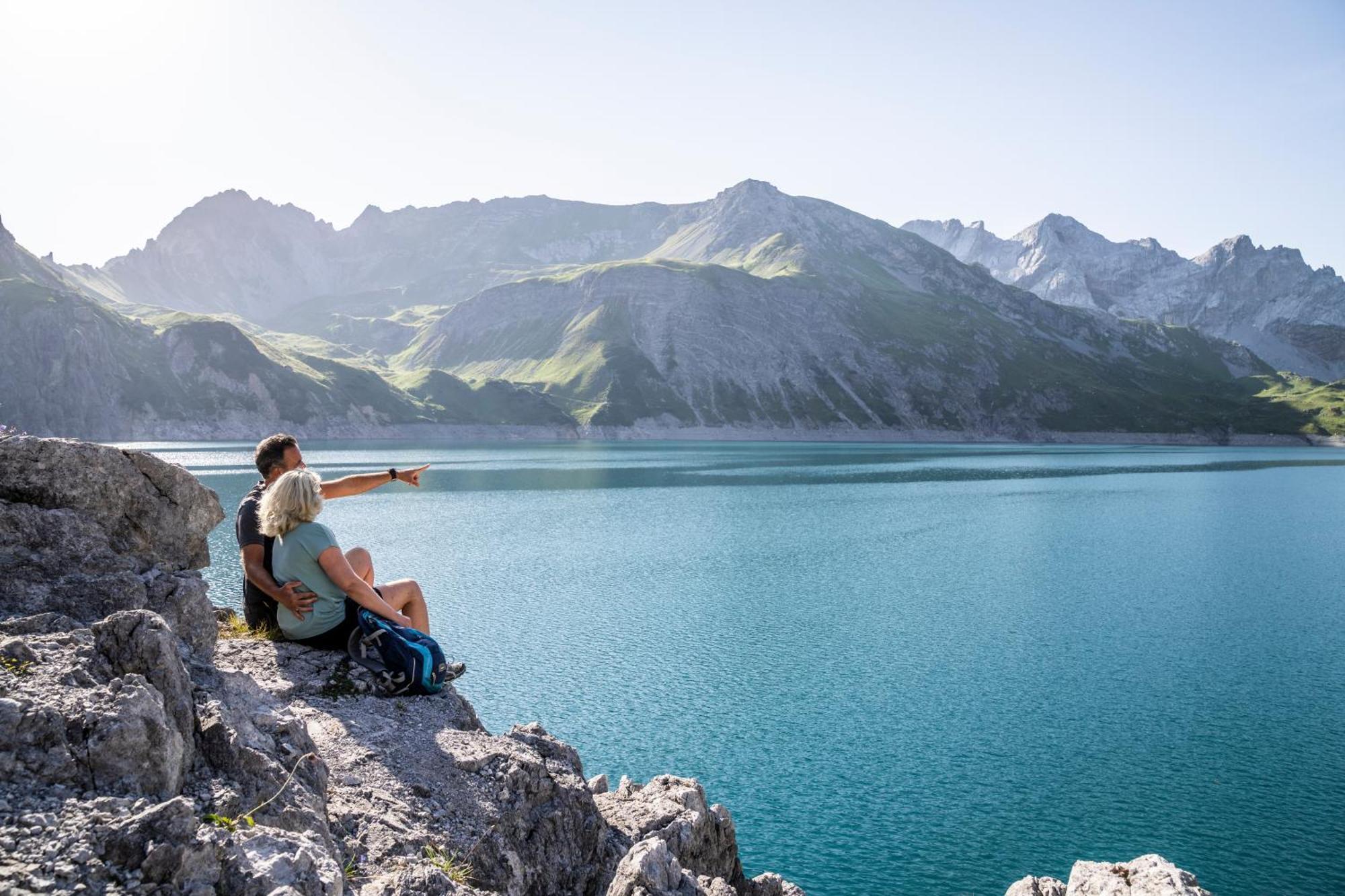 Landal Chalet Matin Bürserberg エクステリア 写真
